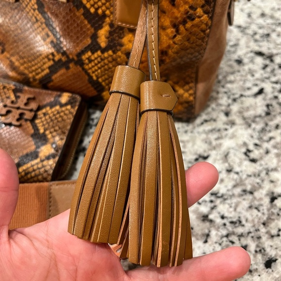 Tory Burch, purse and wallet matching set - Picture 4 of 17